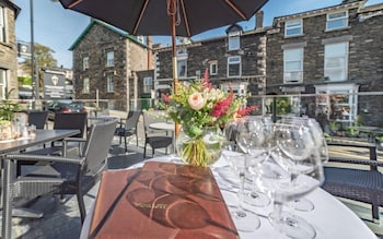 the lamplighter dining rooms