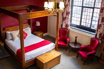 the scole hotel