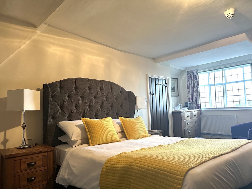 the scole hotel