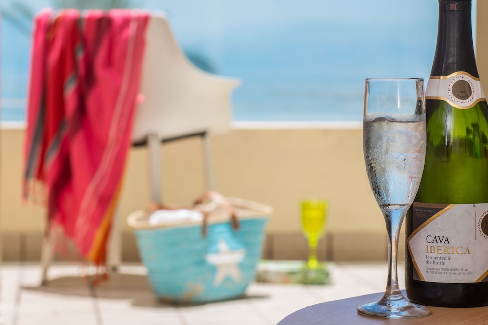 leonardo plaza dead sea