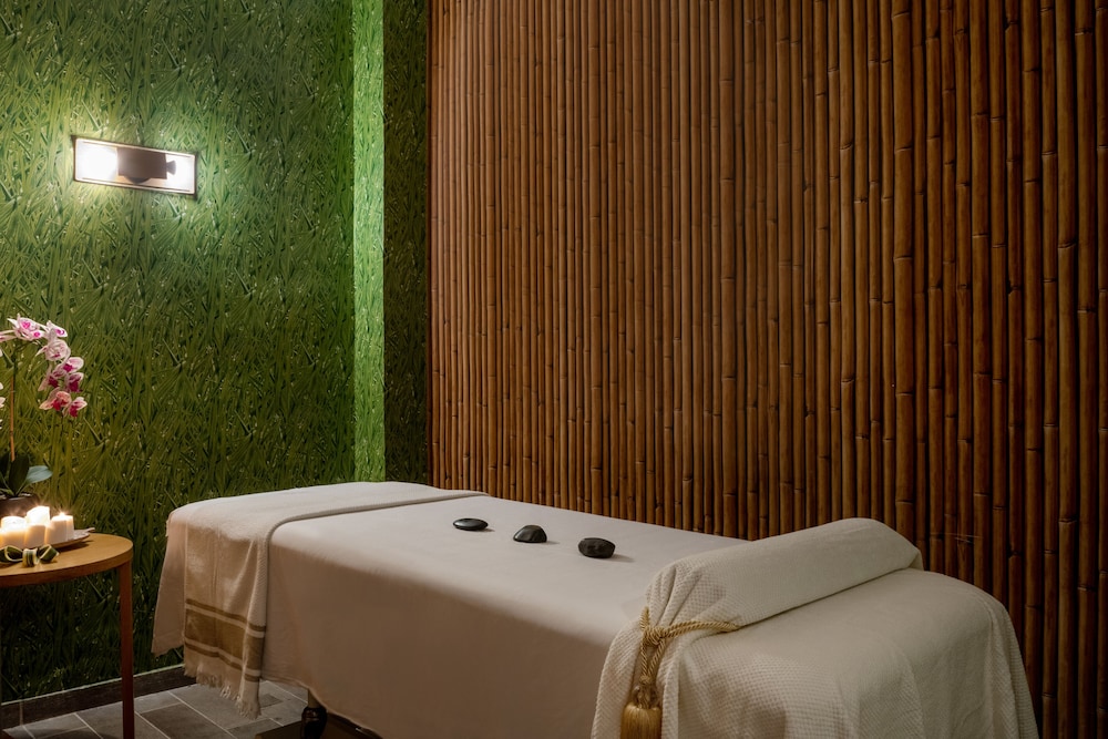 leonardo plaza dead sea