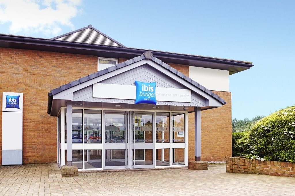 warrington m6 motel j20 m6 lymm services