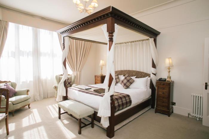 the falcon hotel