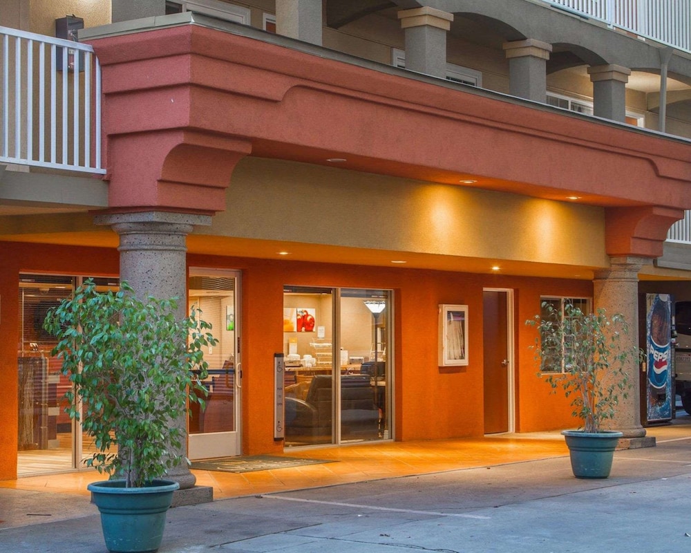 quality inn sacramento convention center