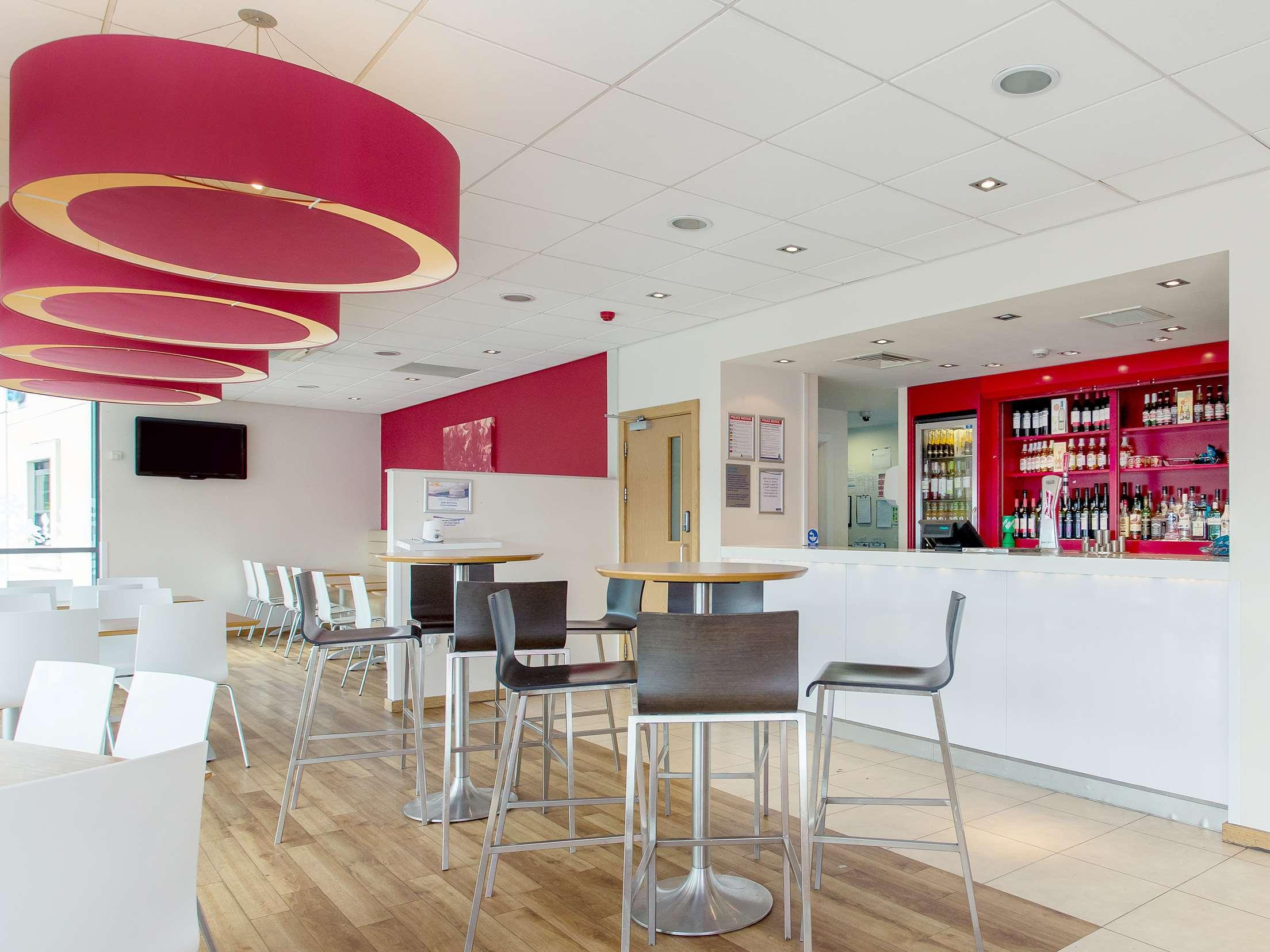 Travelodge Torquay,South West England>>Newton Abbot,3 star