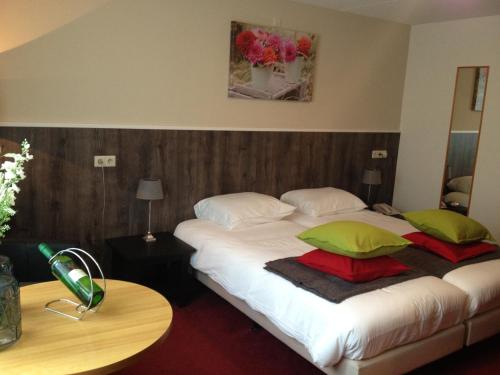 Landgoed Ehzerwold,Apeldoorn>>Almen,3 star