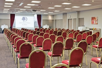 doubletree by hilton lyon eurexpo and spa