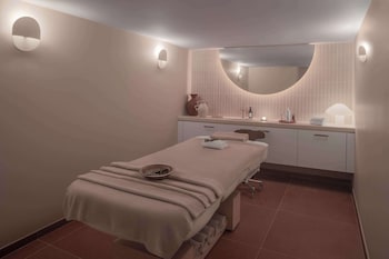 doubletree by hilton lyon eurexpo and spa