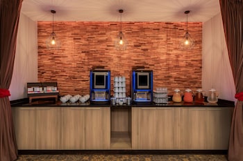 doubletree by hilton lyon eurexpo and spa