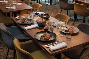 doubletree by hilton lyon eurexpo and spa