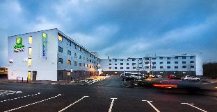 holiday inn express manchester airport by ihg
