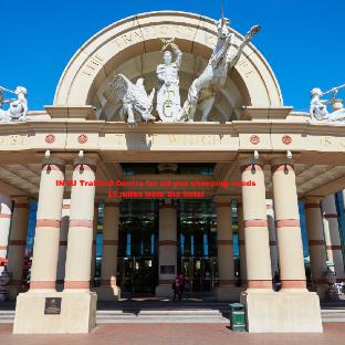 holiday inn express manchester airport by ihg