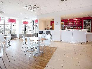 Travelodge Gloucester,Gloucester>>Cirencester,3 star