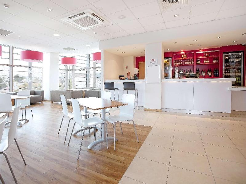 travelodge gloucester