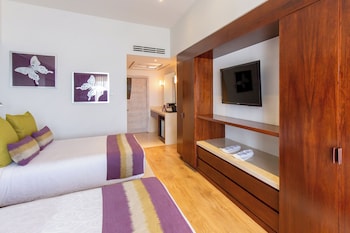 hs hotsson hotel leon