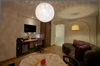 hs hotsson hotel leon