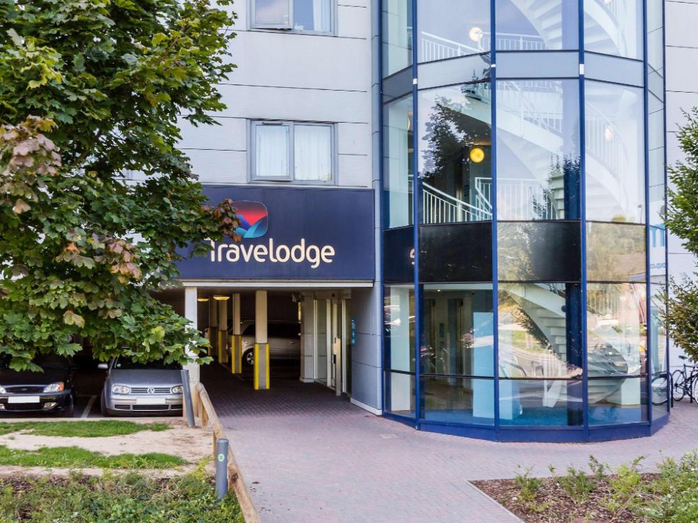 travelodge guildford