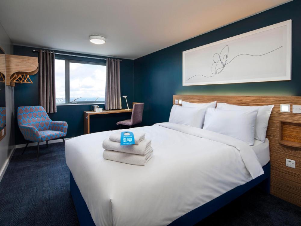 travelodge guildford
