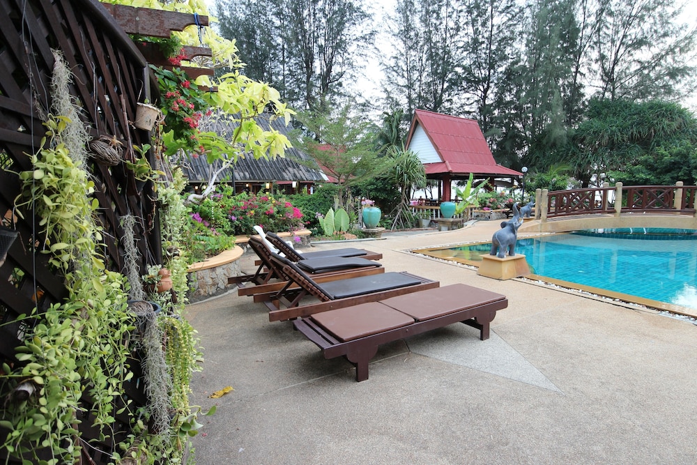 lanta villa resort