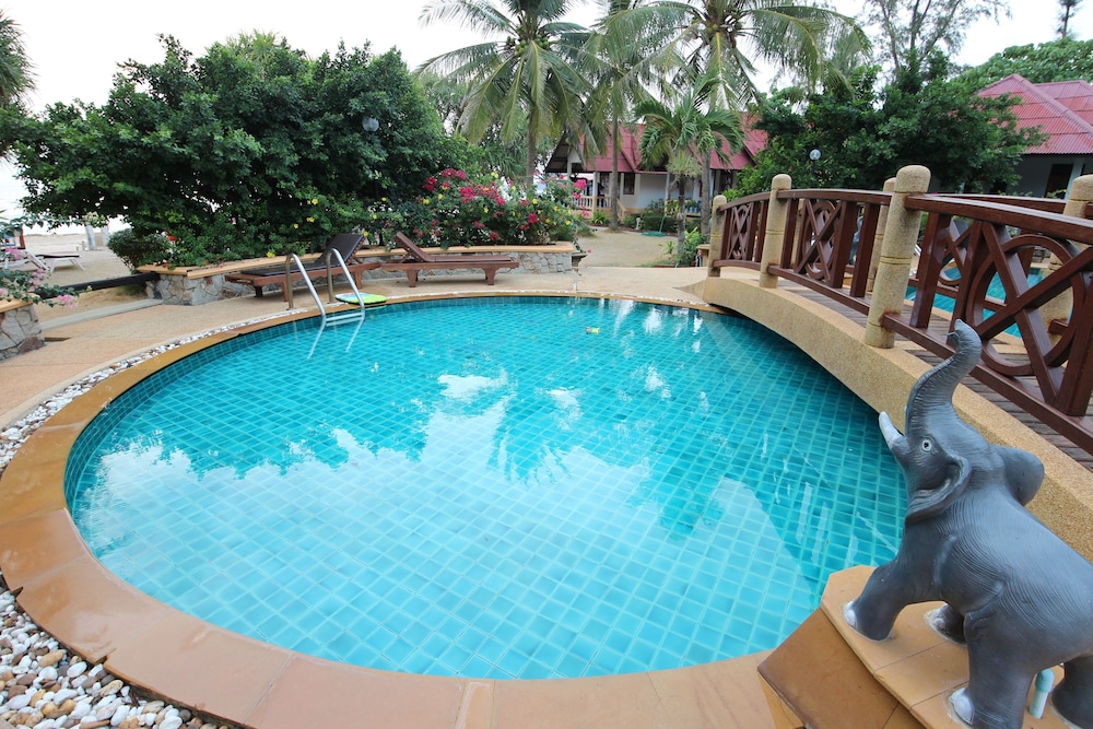 lanta villa resort
