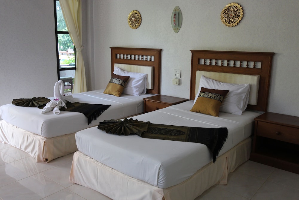 lanta villa resort