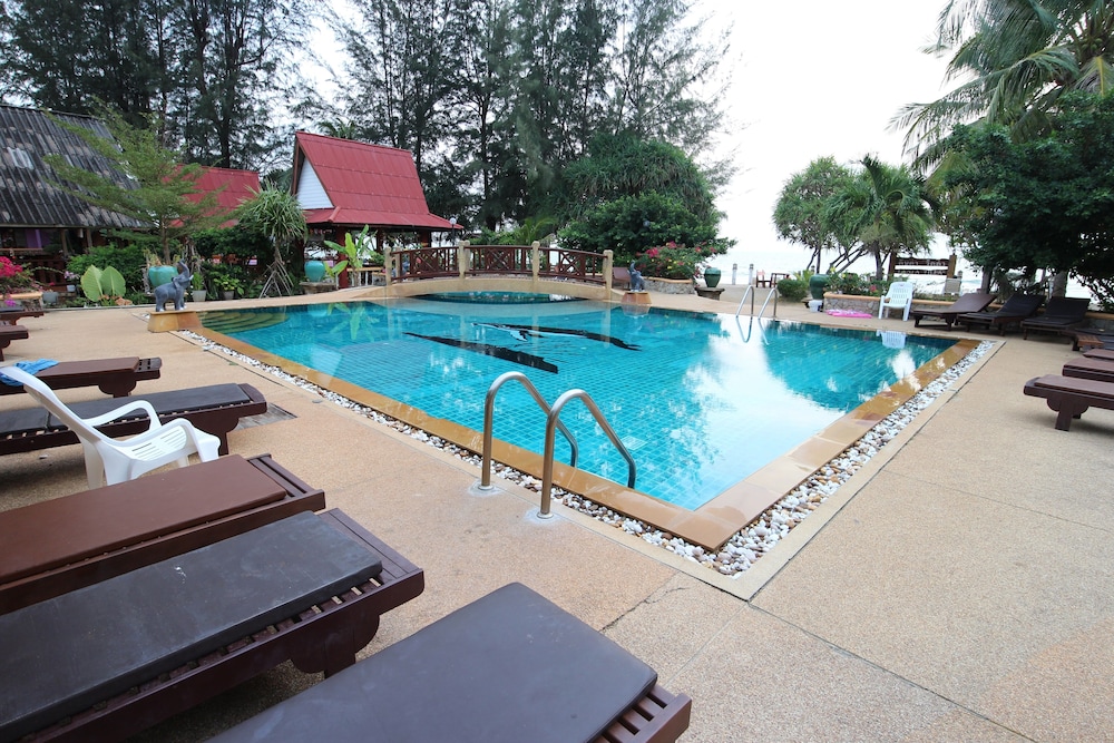lanta villa resort