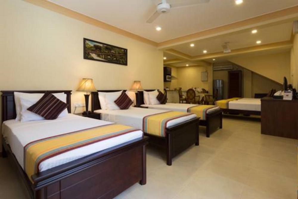 oak ray serene garden hotel