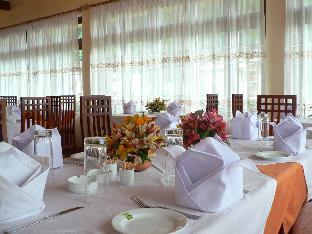 oak ray serene garden hotel