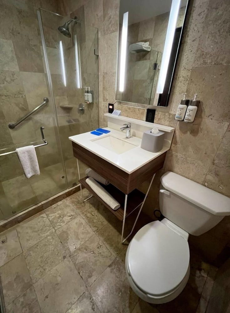 holiday inn express mexico santa fe by ihg