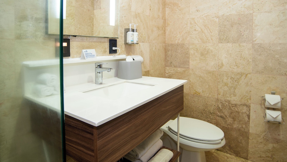 holiday inn express mexico santa fe by ihg