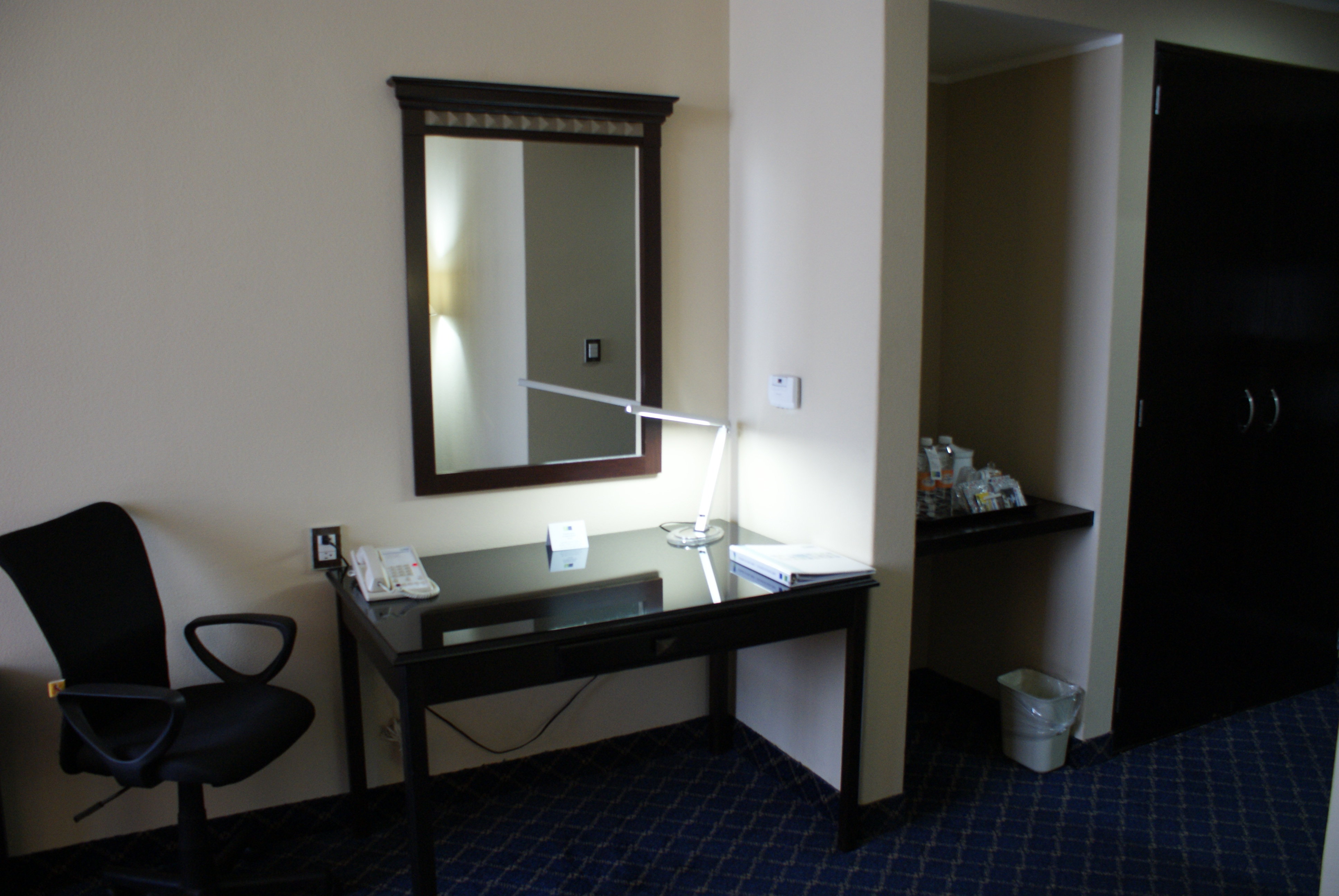 holiday inn express mexico santa fe by ihg