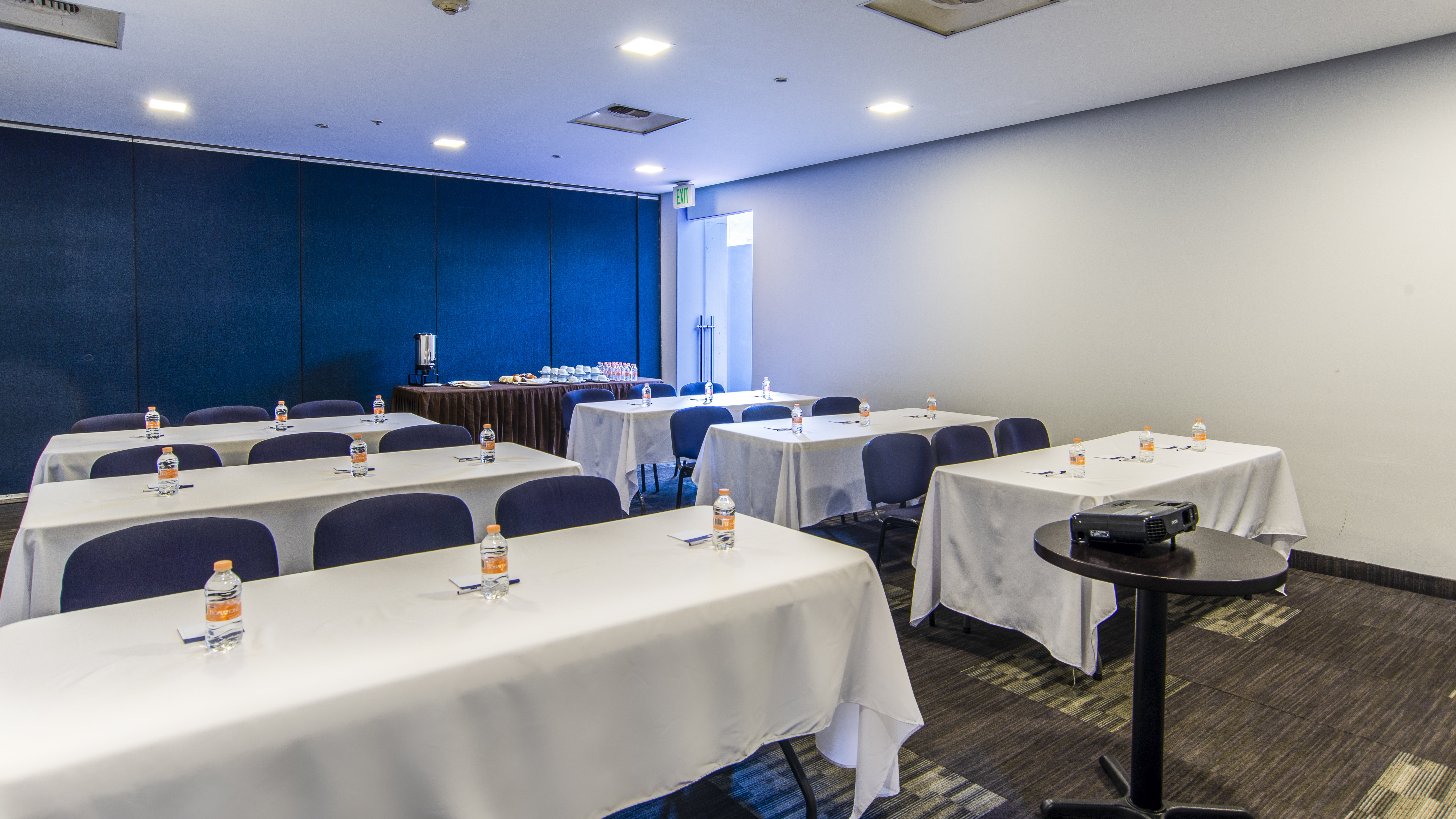 holiday inn express mexico santa fe by ihg