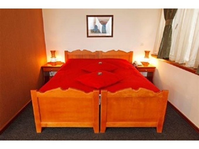 hotel hunters lodge kamnik