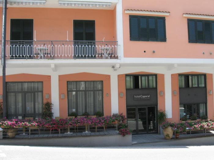 hotel caporal