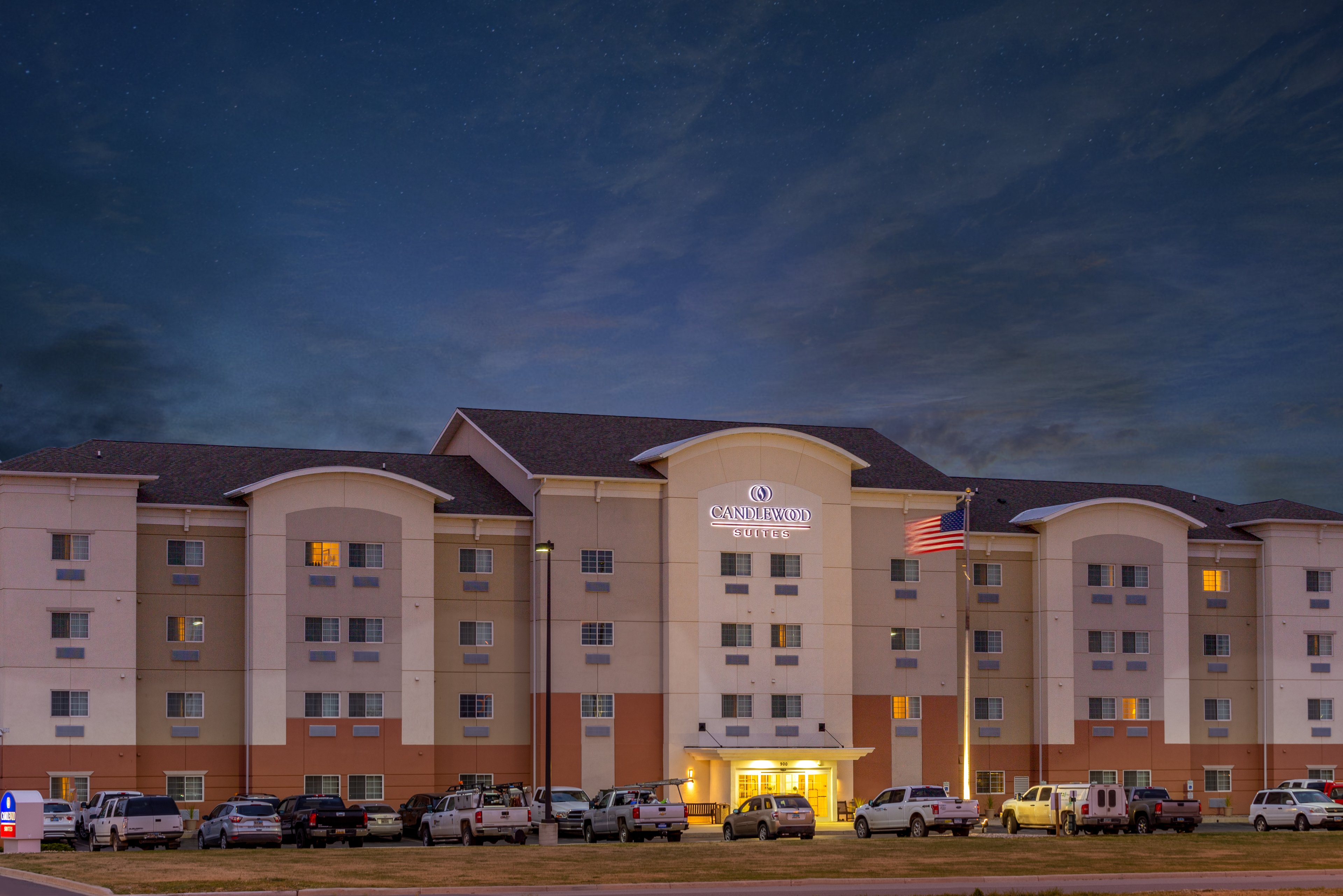 candlewood suites minot by ihg