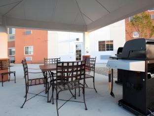 candlewood suites minot by ihg