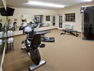 candlewood suites minot by ihg