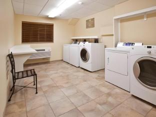 candlewood suites minot by ihg