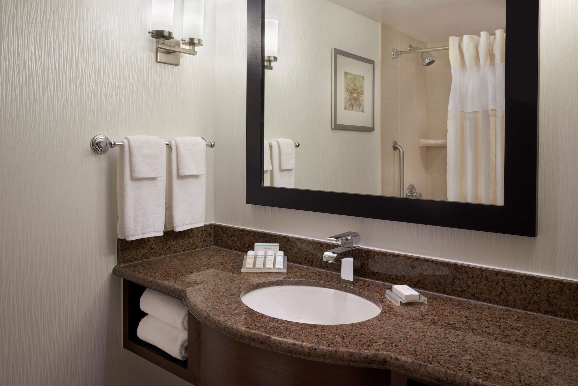 hilton garden inn toronto airport west mississauga