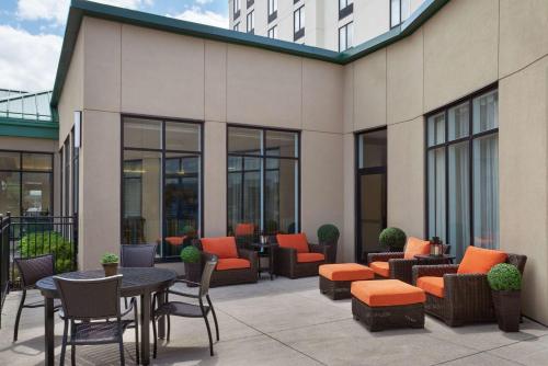 hilton garden inn toronto airport west mississauga