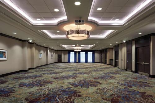 hilton garden inn toronto airport west mississauga