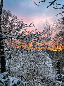 eng gard hotel and restaurant