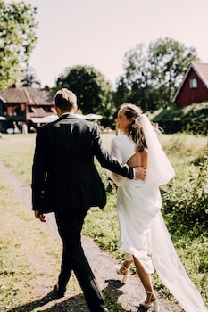 eng gard hotel and restaurant