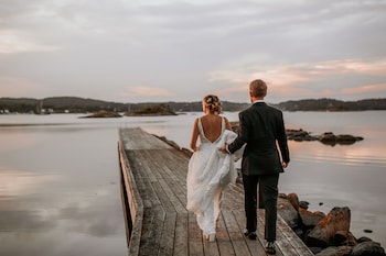 eng gard hotel and restaurant