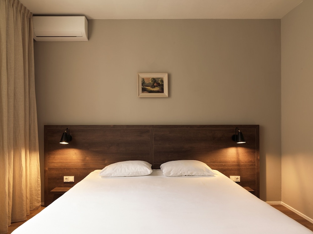 townhouse apartments