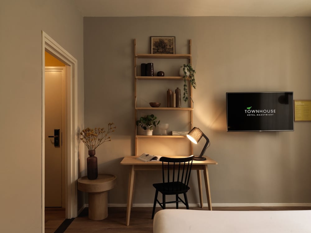 townhouse apartments