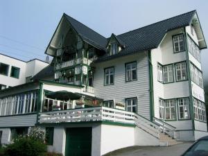 hjelle hotel