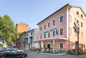 hotel city verona