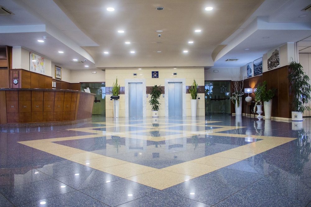 Edra Palace,Frosinone>>Cassino,4 star