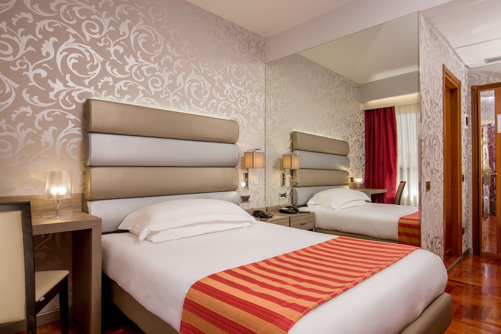 Hotel Enea Pomezia,Lido Di Ostia>>Lazio,4 star
